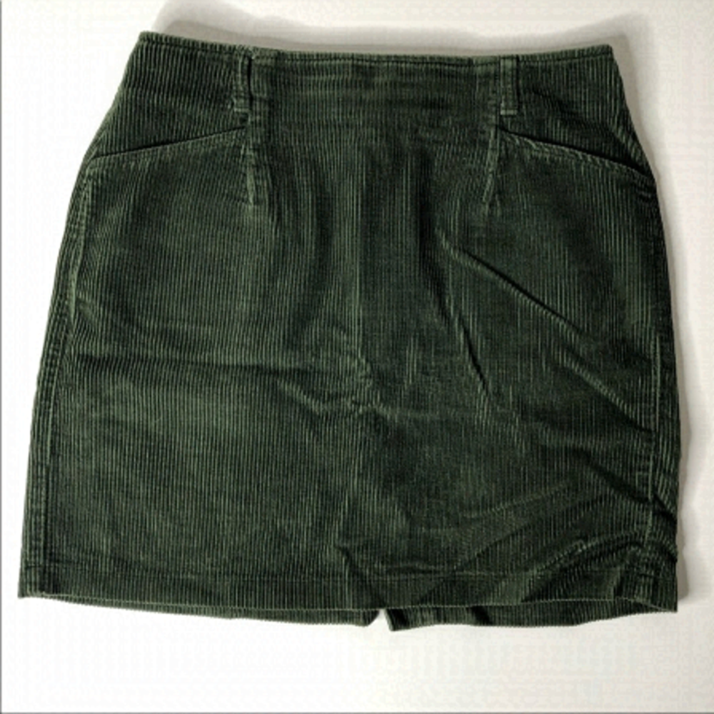 Vintage Eddie Bauer Hunter Green Ribbed Corduroy Pockets Short Skirt SIZE 12P
